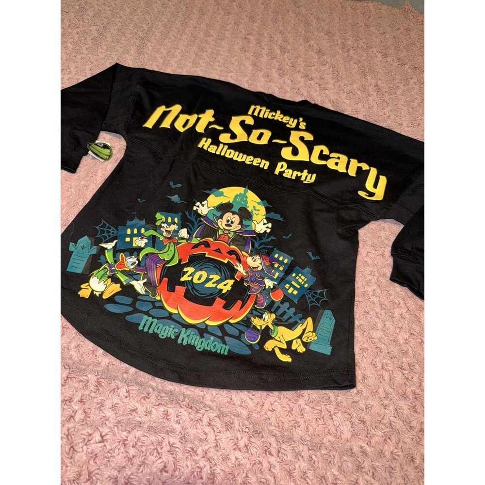 2024 Disney Mickey's Not So Scary Halloween Party GLOW Spirit Jersey XS NWT